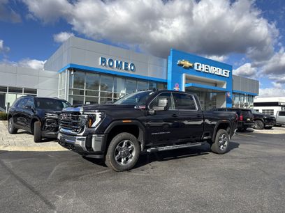 New 2026 GMC Sierra 2500 SLE w/ Preferred Package