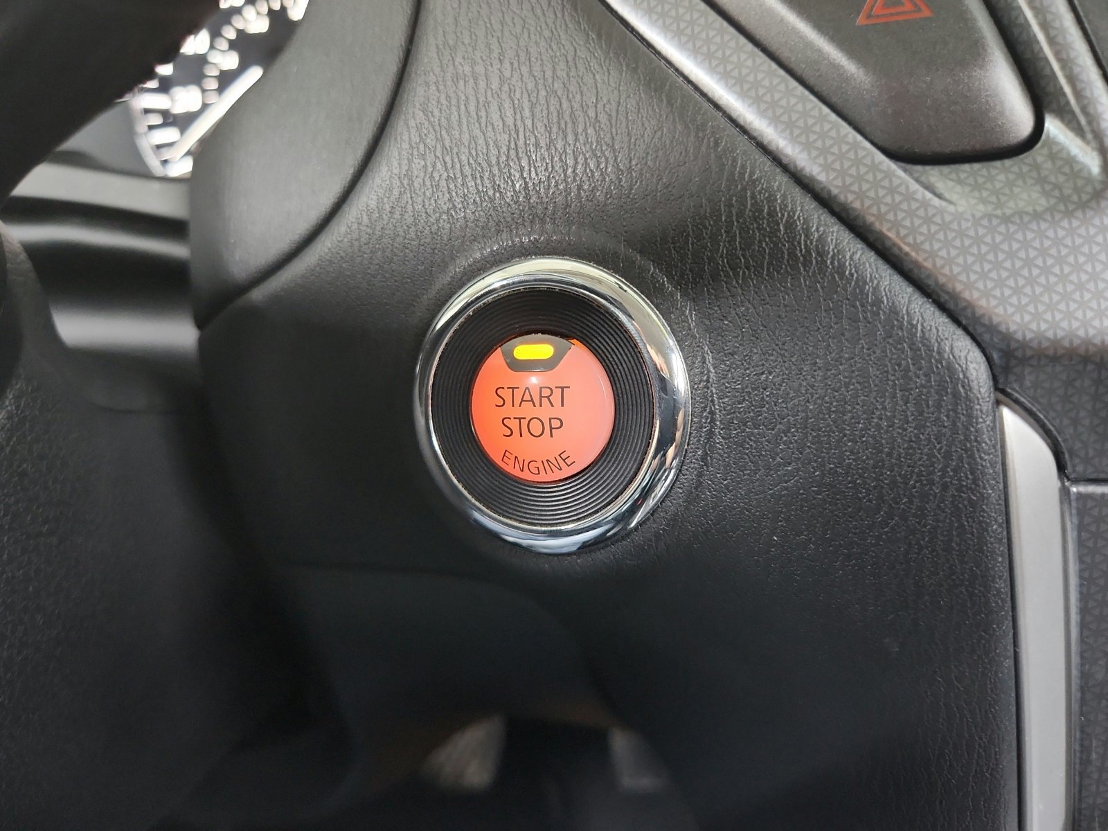 Used 2019 Nissan Pathfinder SL AWD/4WD image 44