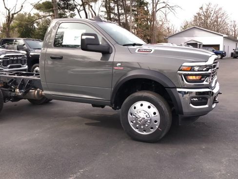 New 2026 RAM 4500 Tradesman image 2