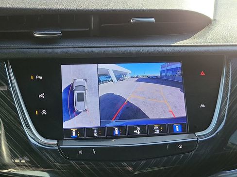 Used 2023 Cadillac XT6 Premium Luxury w/ Technology Package image 15