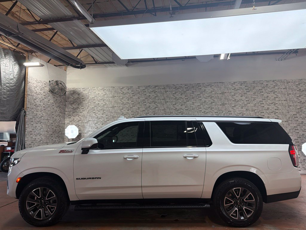 Used 2023 Chevrolet Suburban Z71 AWD/4WD image 4