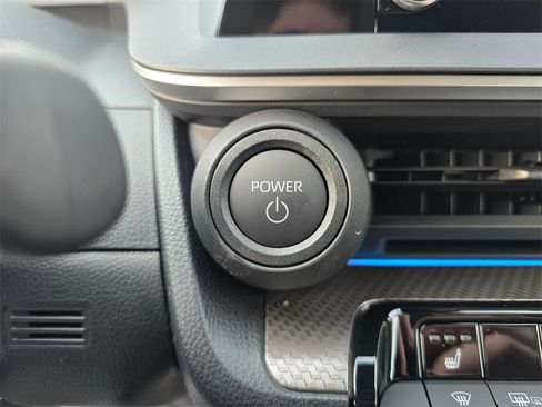 New 2026 Toyota Prius XLE image 33