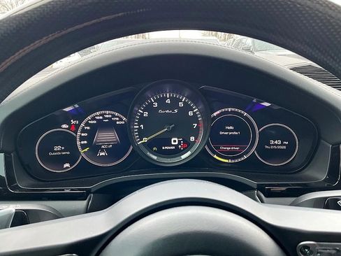 Used 2020 Porsche Cayenne Turbo S AWD/4WD image 17