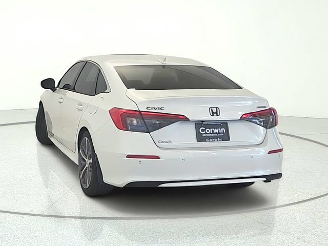 Used 2024 Honda Civic Touring image 4