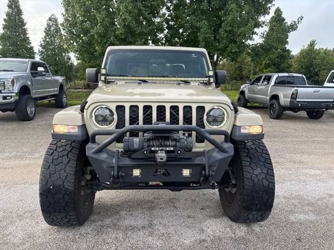 Used 2020 Jeep Gladiator Sport w/ Quick Order Package 24S AWD/4WD image 2