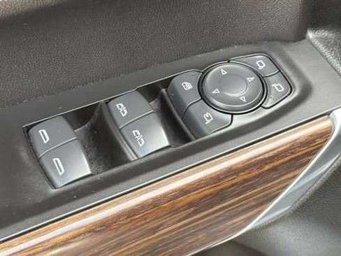 Certified 2021 Chevrolet Silverado 1500 High Country w/ Technology Package AWD/4WD image 27