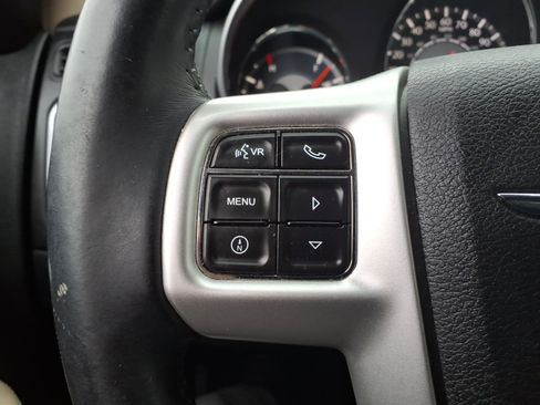 Used 2013 Chrysler 200 Limited w/ Sun/Sound Group image 17