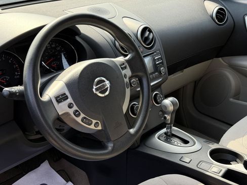 Used 2013 Nissan Rogue S w/ Special Edition Pkg FWD image 11
