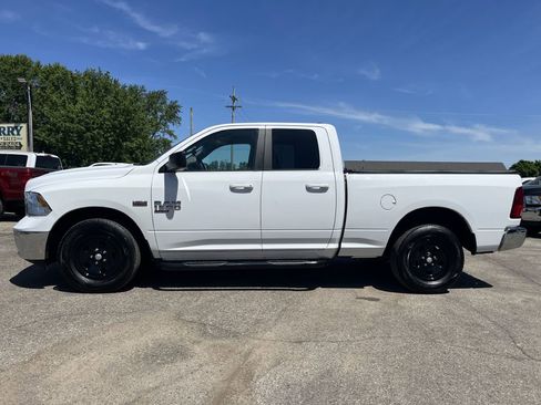 Used 2019 RAM 1500 Classic SLT AWD/4WD image 1
