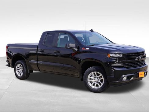 Used 2020 Chevrolet Silverado 1500 RST image 1