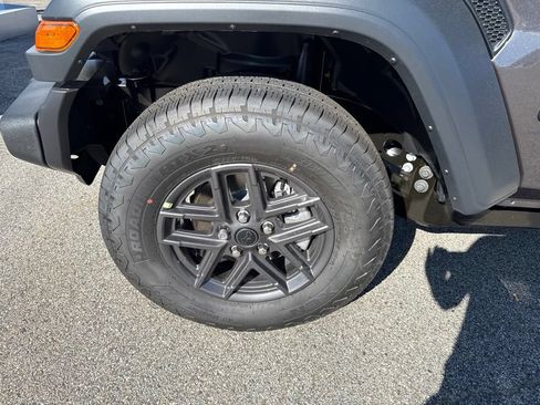 New 2026 Jeep Wrangler Unlimited Sport AWD/4WD image 9