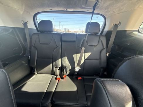 Used 2022 Kia Telluride SX w/ SX Prestige Package image 23