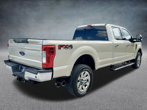 Used 2017 Ford F350 Lariat w/ Lariat Ultimate Package AWD/4WD image 5