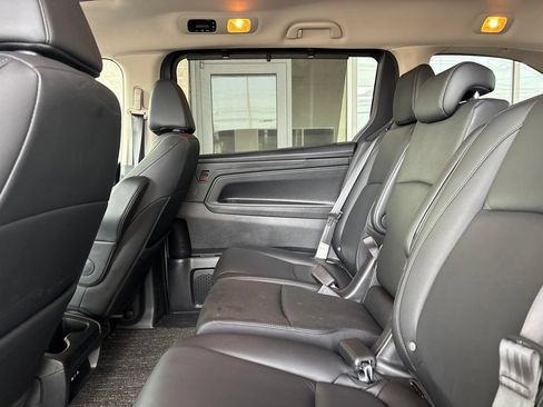 Used 2025 Honda Odyssey EX-L image 11