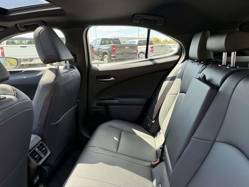 Used 2025 Lexus UX 300h AWD image 16