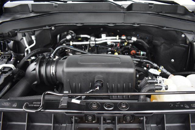 Used 2023 Ford Explorer XLT w/ Equipment Group 202A AWD/4WD image 38