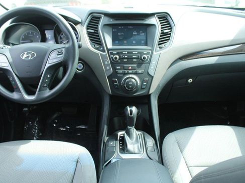 Used 2018 Hyundai Santa Fe Sport w/ 2.4L Value Package 02 FWD image 14