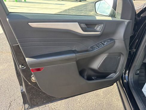 Used 2022 Ford Escape SE w/ Convenience Package image 28