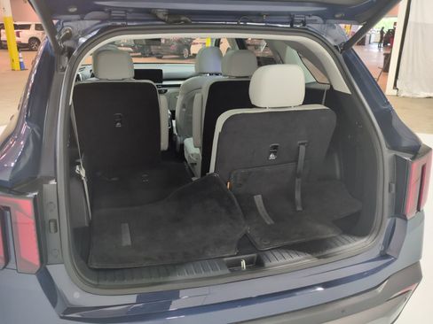 Certified 2024 Kia Sorento SX AWD/4WD image 12