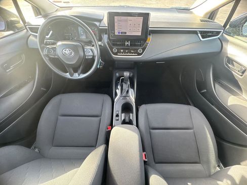 Used 2023 Toyota Corolla LE image 14