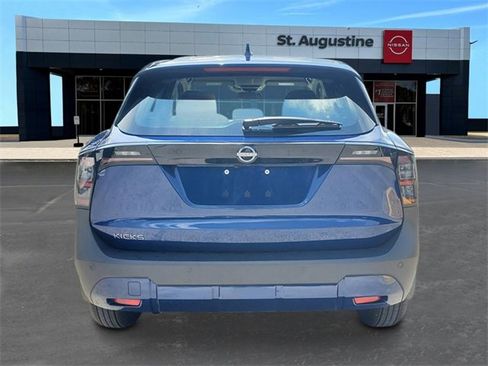 New 2025 Nissan Kicks S image 5