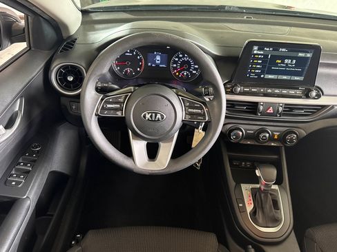 Used 2021 Kia Forte LXS FWD image 27