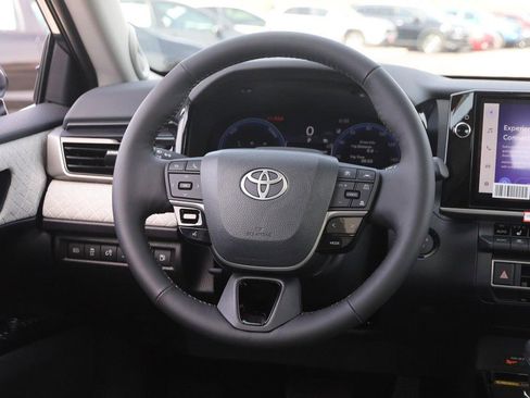 New 2026 Toyota Camry XLE image 23