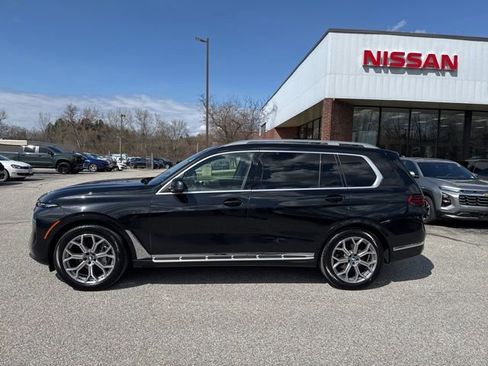 Used 2026 BMW X7 xDrive40i AWD/4WD image 48
