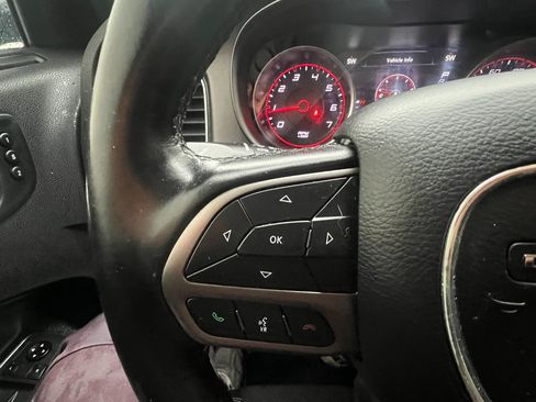 Used 2020 Dodge Charger SXT w/ Leather Interior Group RWD image 19