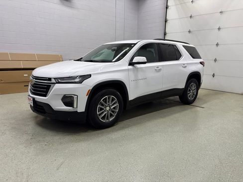 Used 2022 Chevrolet Traverse LT AWD/4WD image 11