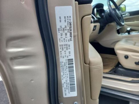 Used 2014 Jeep Grand Cherokee Limited AWD/4WD image 41