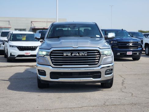 Used 2025 RAM 1500 Laramie AWD/4WD image 2
