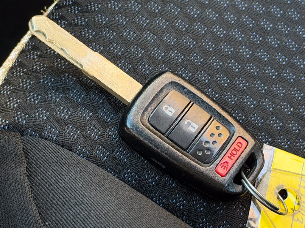 Used 2019 Honda Fit LX image 32