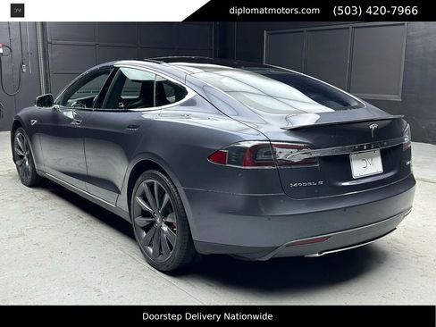 Used 2014 Tesla Model S P85D image 5