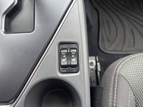 Used 2024 Subaru Crosstrek 2.0i Premium image 18