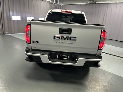 Used 2022 GMC Canyon Elevation w/ Elevation Premium Package AWD/4WD image 6