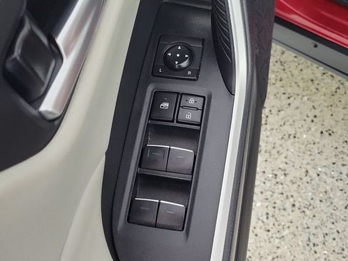 Used 2024 Toyota RAV4 XLE w/ Convenience Package FWD image 23