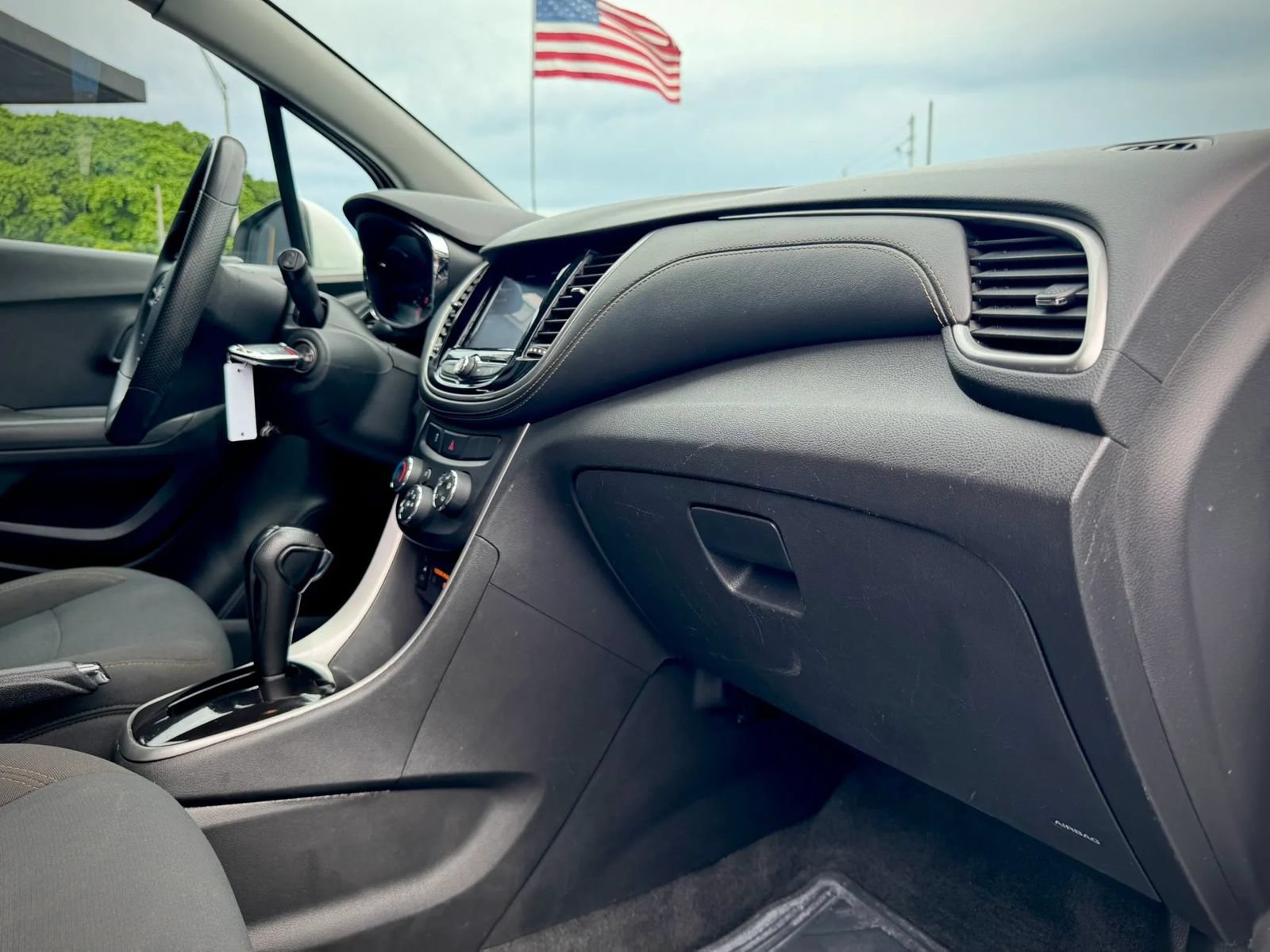 Used 2020 Chevrolet Trax LS w/ Tint and Cruise Package FWD image 28