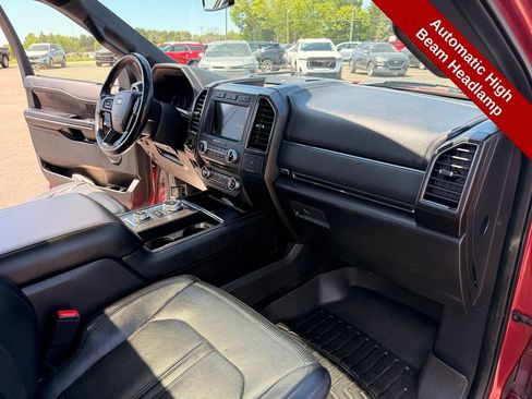 Used 2018 Ford Expedition Limited w/ Equipment Group 301A AWD/4WD image 36