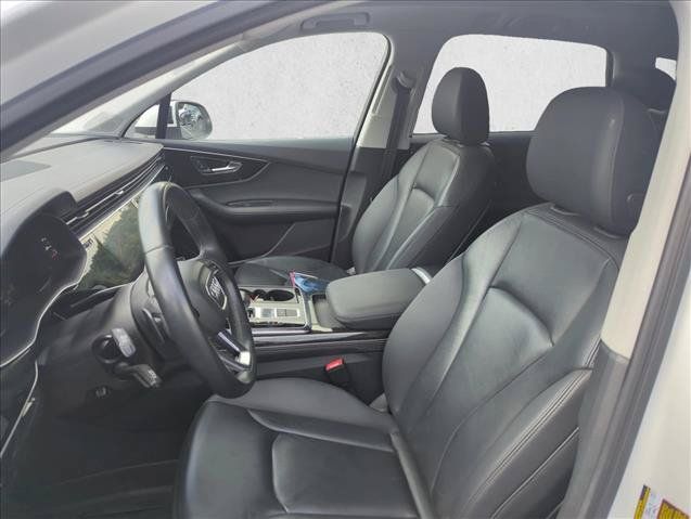 Used 2023 Audi Q7 3.0T Premium Plus AWD/4WD image 19