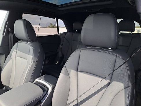 New 2026 Audi Q8 Premium Plus image 17