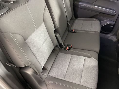 New 2025 GMC Acadia Elevation image 27