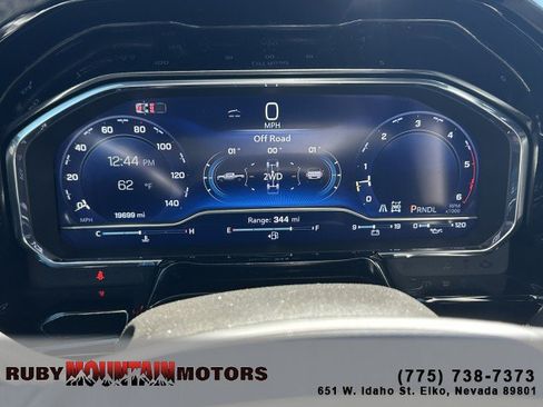 Used 2024 Chevrolet Silverado 3500 High Country w/ High Country Premium Package AWD/4WD image 15