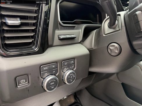 Used 2022 GMC Sierra 1500 AT4 w/ AT4 Premium Package AWD/4WD image 20