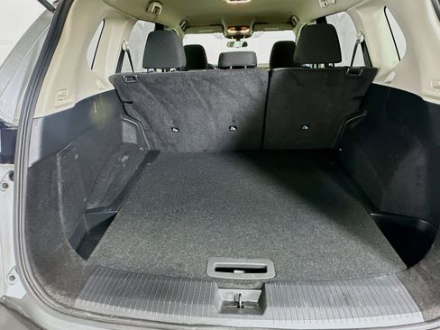 Used 2023 Nissan Rogue SV FWD image 26