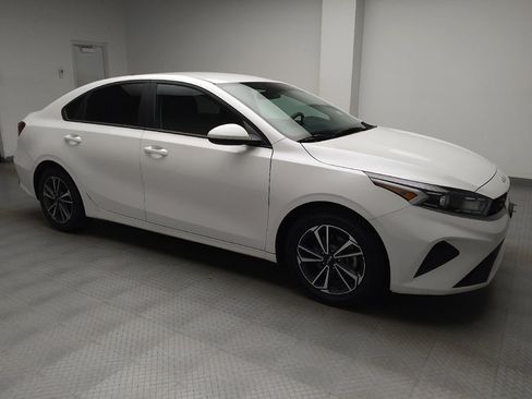 Used 2023 Kia Forte LXS FWD image 11