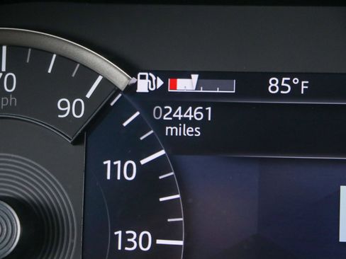 Used 2023 Land Rover Range Rover Evoque S image 16