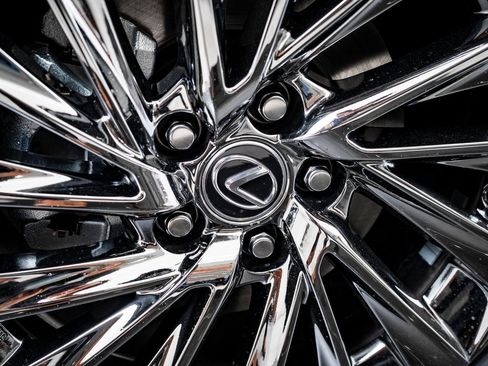 New 2025 Lexus ES 350 Ultra Luxury image 8