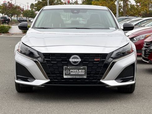 New 2025 Nissan Altima 2.5 SR w/ SR Premium Package image 6