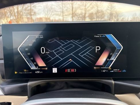 Certified 2025 BMW 330i xDrive 330i xDrive w/ Premium Package image 19